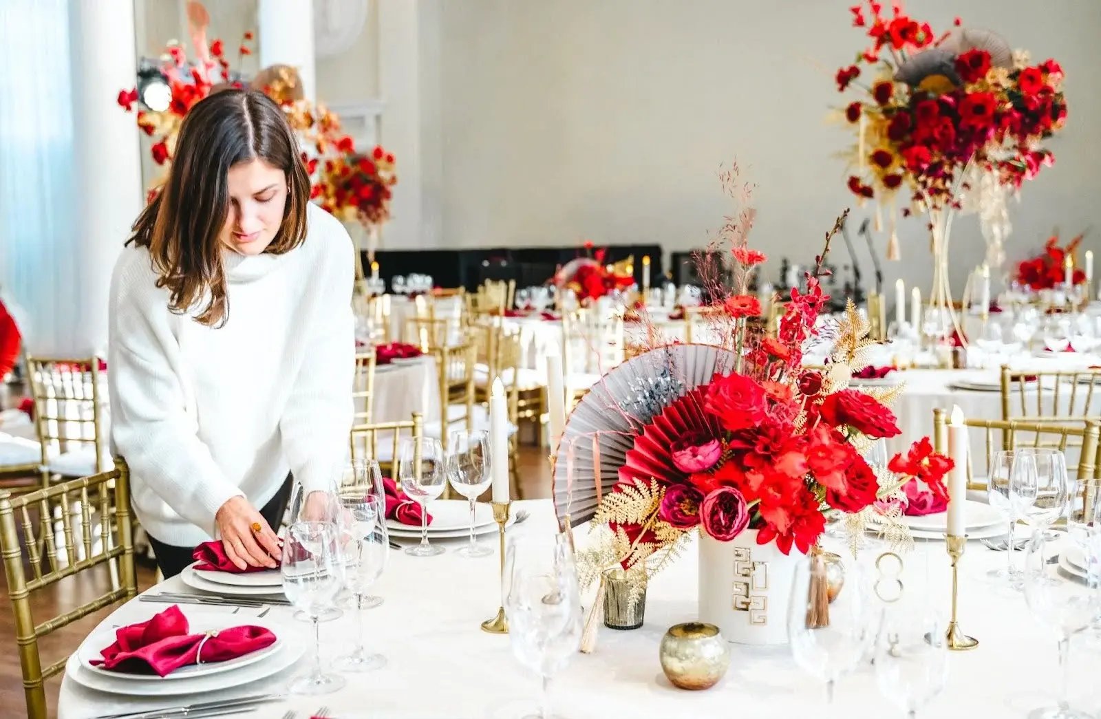 event planner setting table