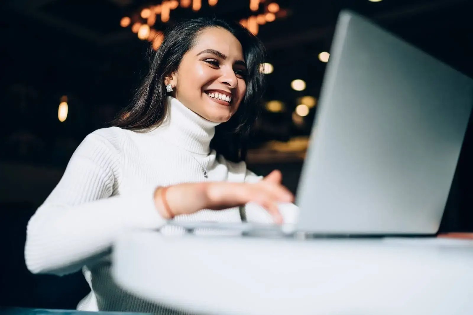 event planner crafting an email invitation