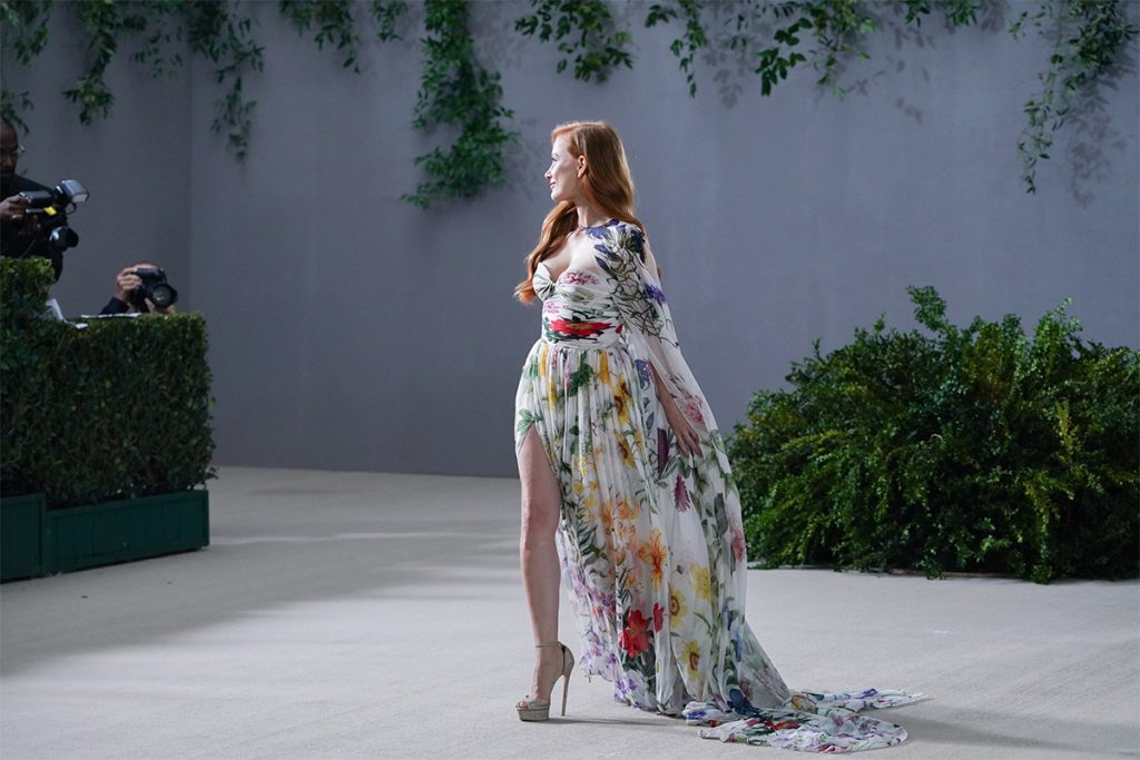 Jessica Chastain poses for photographers at the Academy Museum of Motion Pictures 2nd Annual Gala, 2022