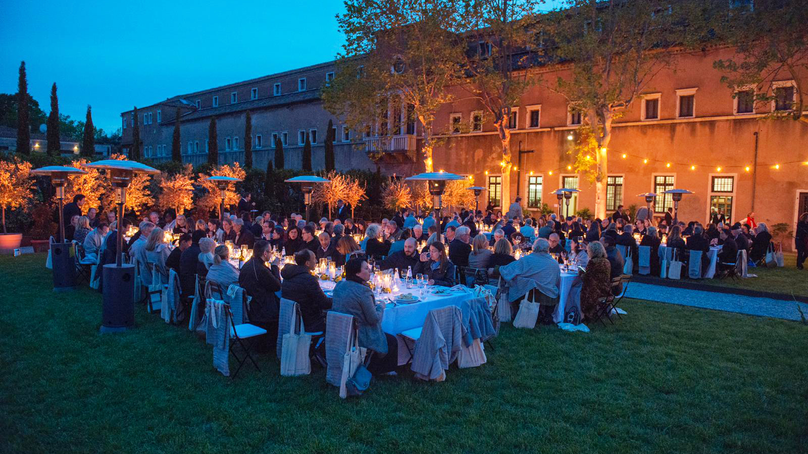 4 crucial factors for perfect art event planning with Anna Clark