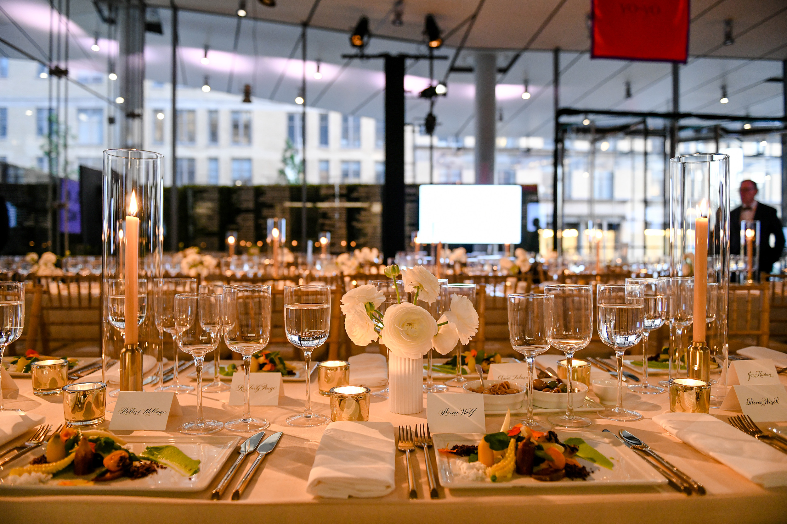 Seated dinner: 5 must-dos for planning a sit-down dinner