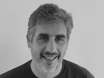 Álvaro Menezes