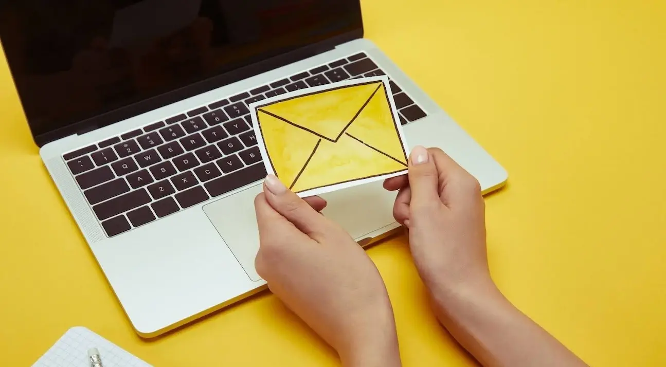 How to write an invitation email like a professional event planner